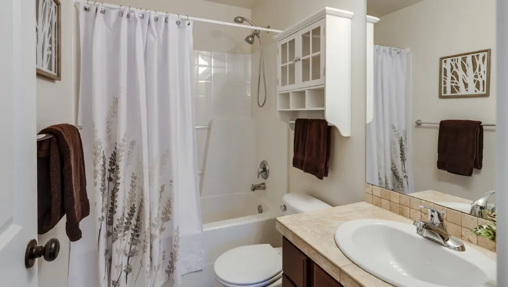 ukuran kamar mandi minimalist modern