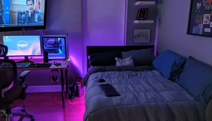 desain kamar tidur gaming nyaman minimalist