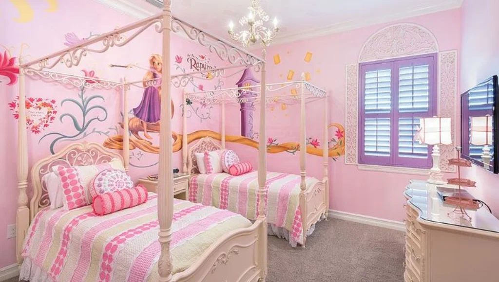 dekorasi kamar tidur anak perempuan tema pink