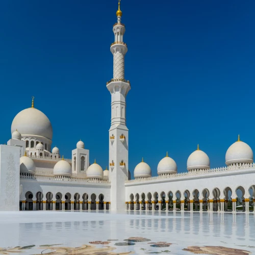 desain masjid putih minimalis